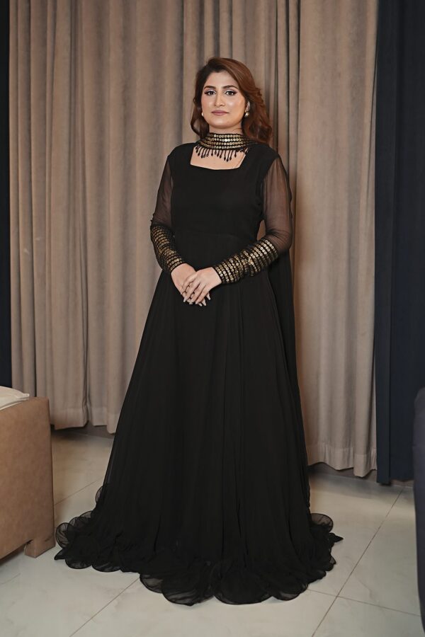 Étoile: 2-Piece Sitara-Cuff Crinkle Chiffon Frock with Beaded-Neck Dupatta
