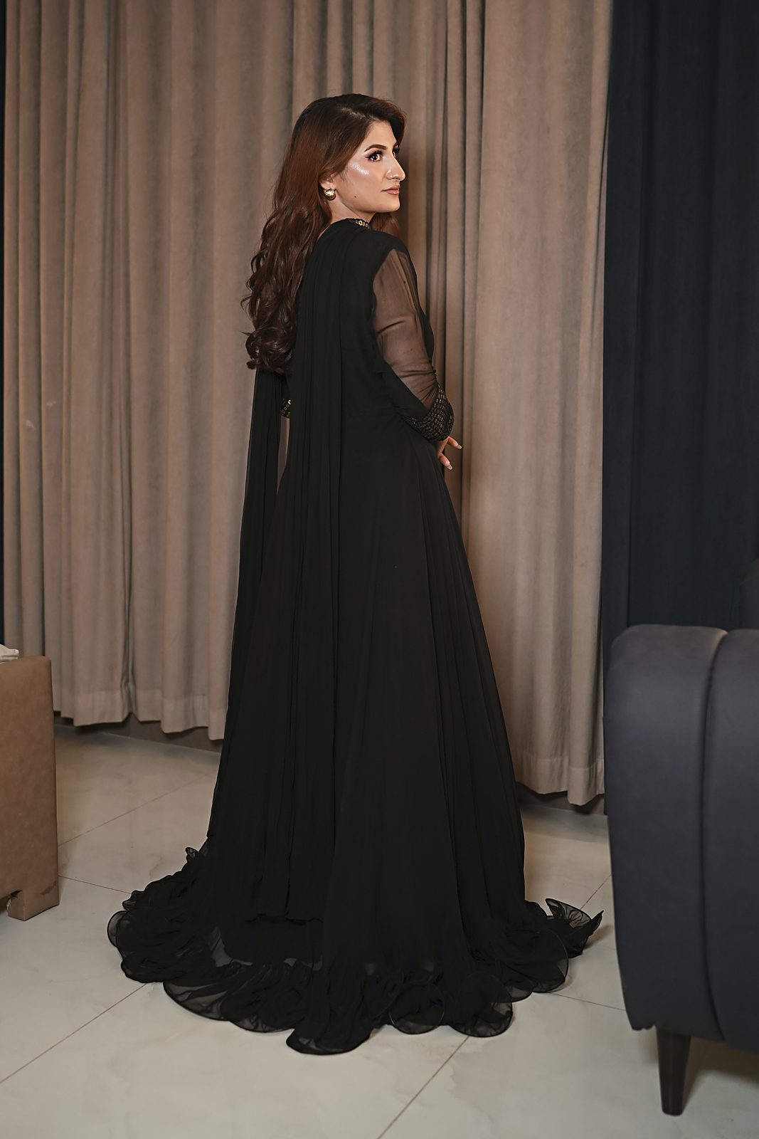 Étoile: 2-Piece Sitara-Cuff Crinkle Chiffon Frock with Beaded-Neck Dupatta - Image 7