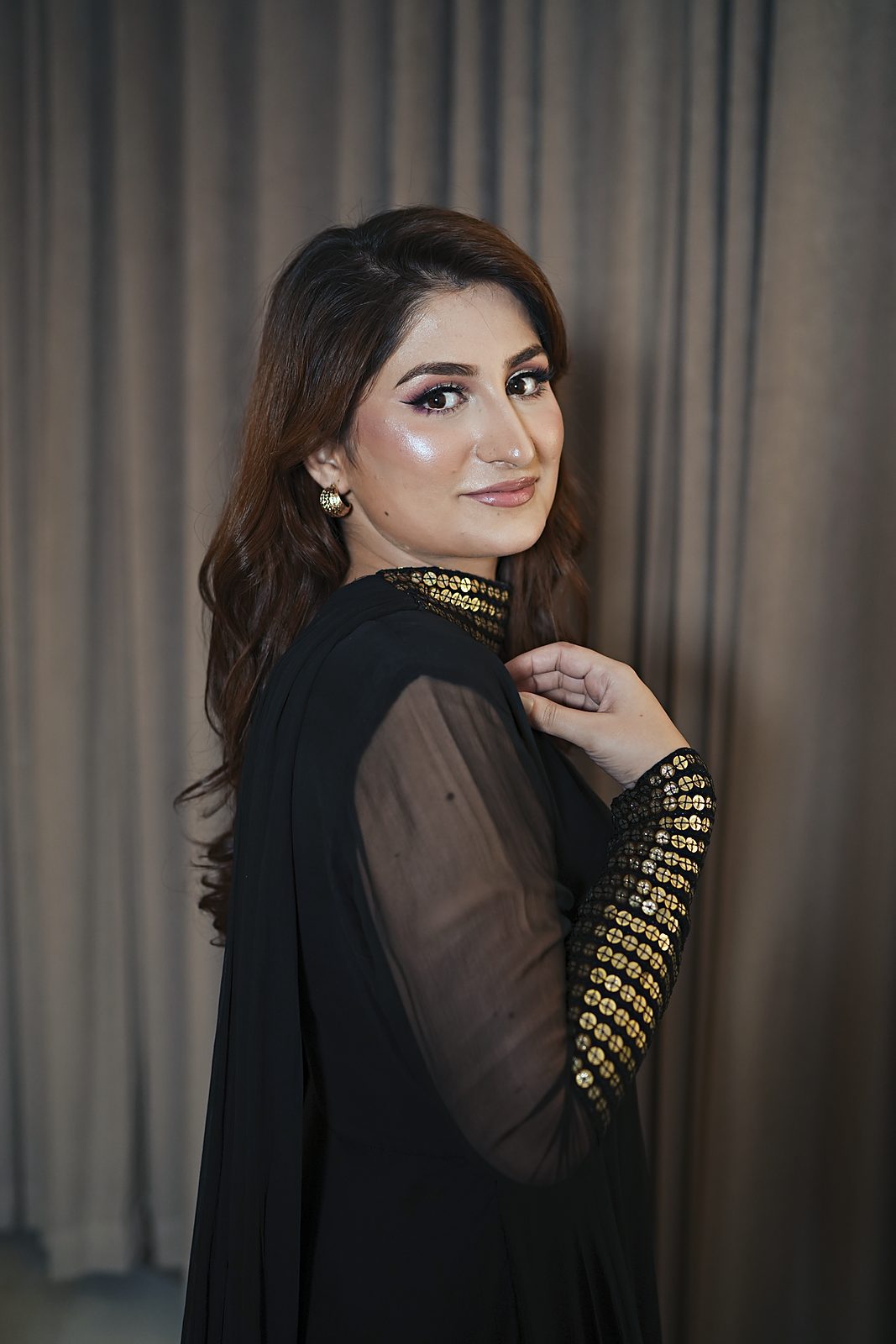 Étoile: 2-Piece Sitara-Cuff Crinkle Chiffon Frock with Beaded-Neck Dupatta - Image 9
