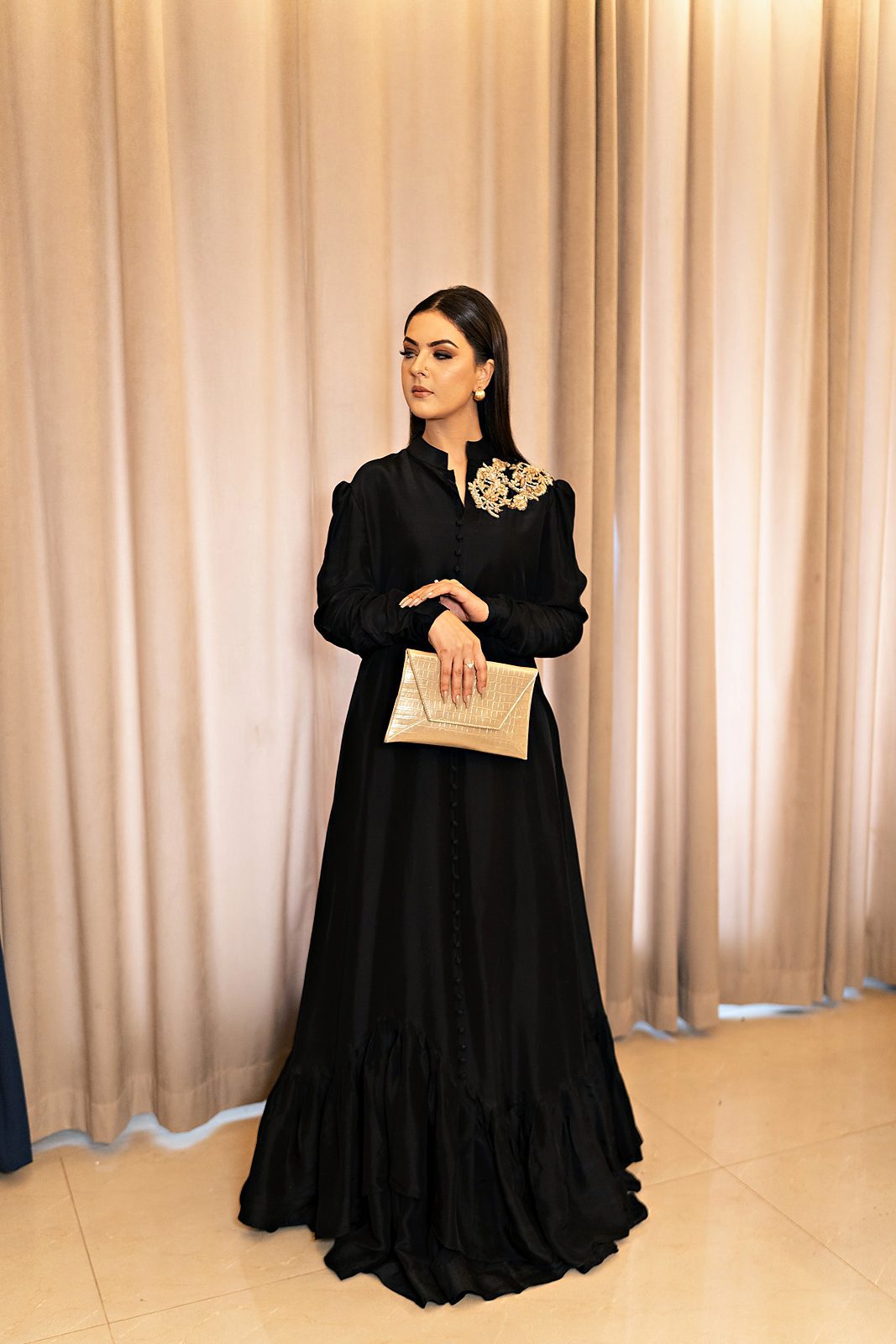 Malika: 2-Piece Queen Silk Frock Lehenga with Hand-Made Gold Motifs - Image 2