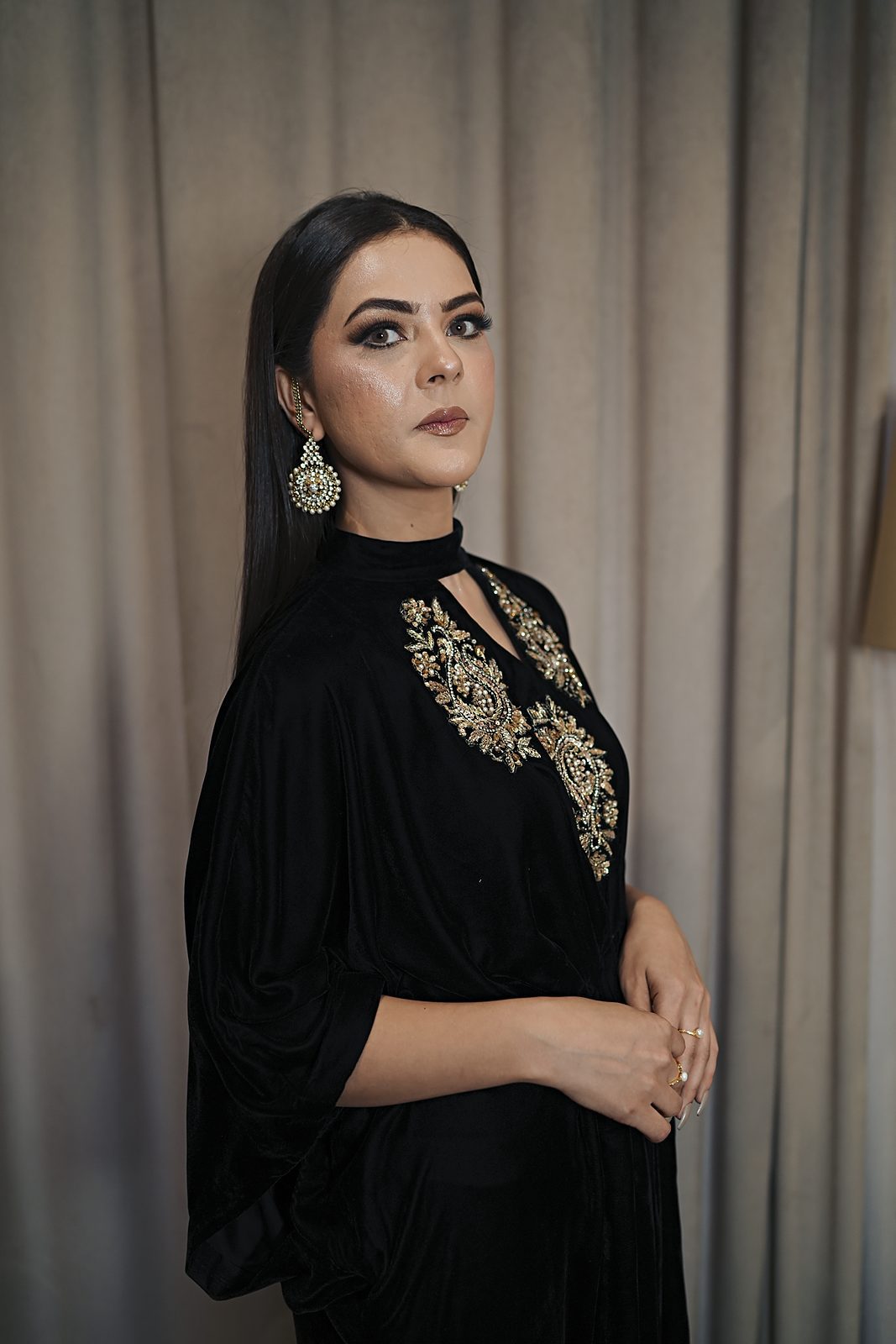 Velours: Micro Velvet Hand-Embroidered Keyhole Kaftan - Image 2