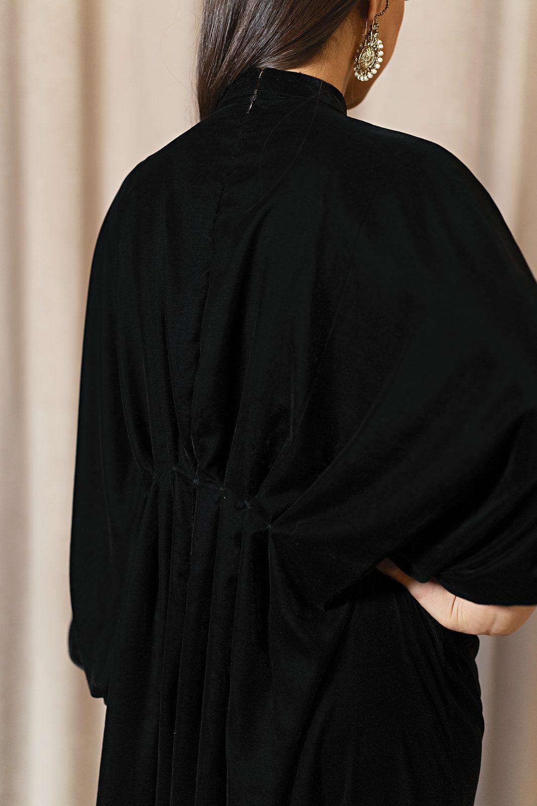 Velours: Micro Velvet Hand-Embroidered Keyhole Kaftan - Image 9